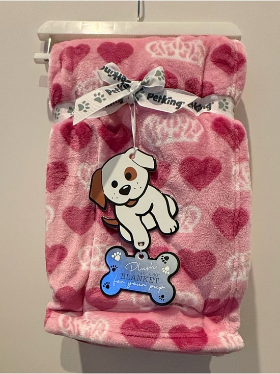 Petking Other - Absolutely Adorable Pink Hearts and Tiaras Plush Pup Blanket - 40x50 in.- NWT